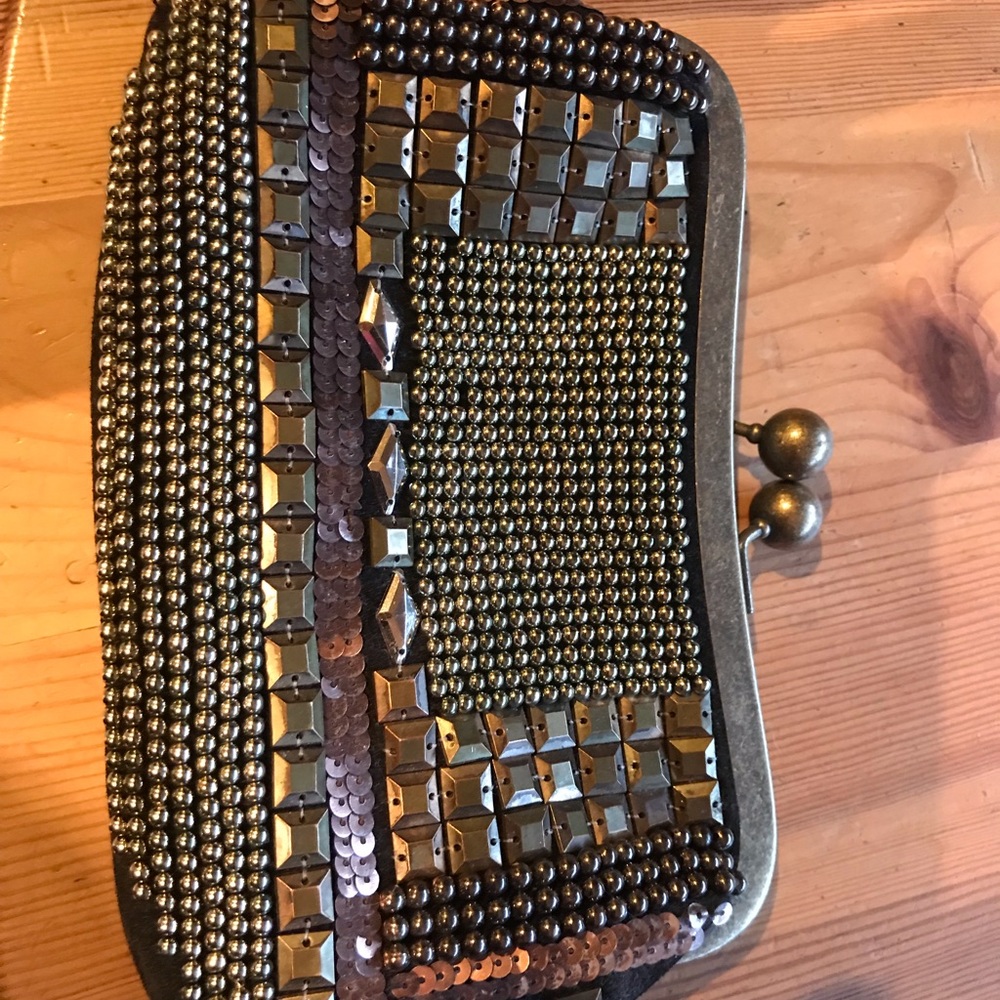 Beautiful Small Handbag - Picture 3 of 3